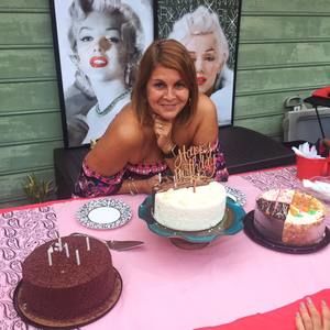 Meet your Posher, Sandra